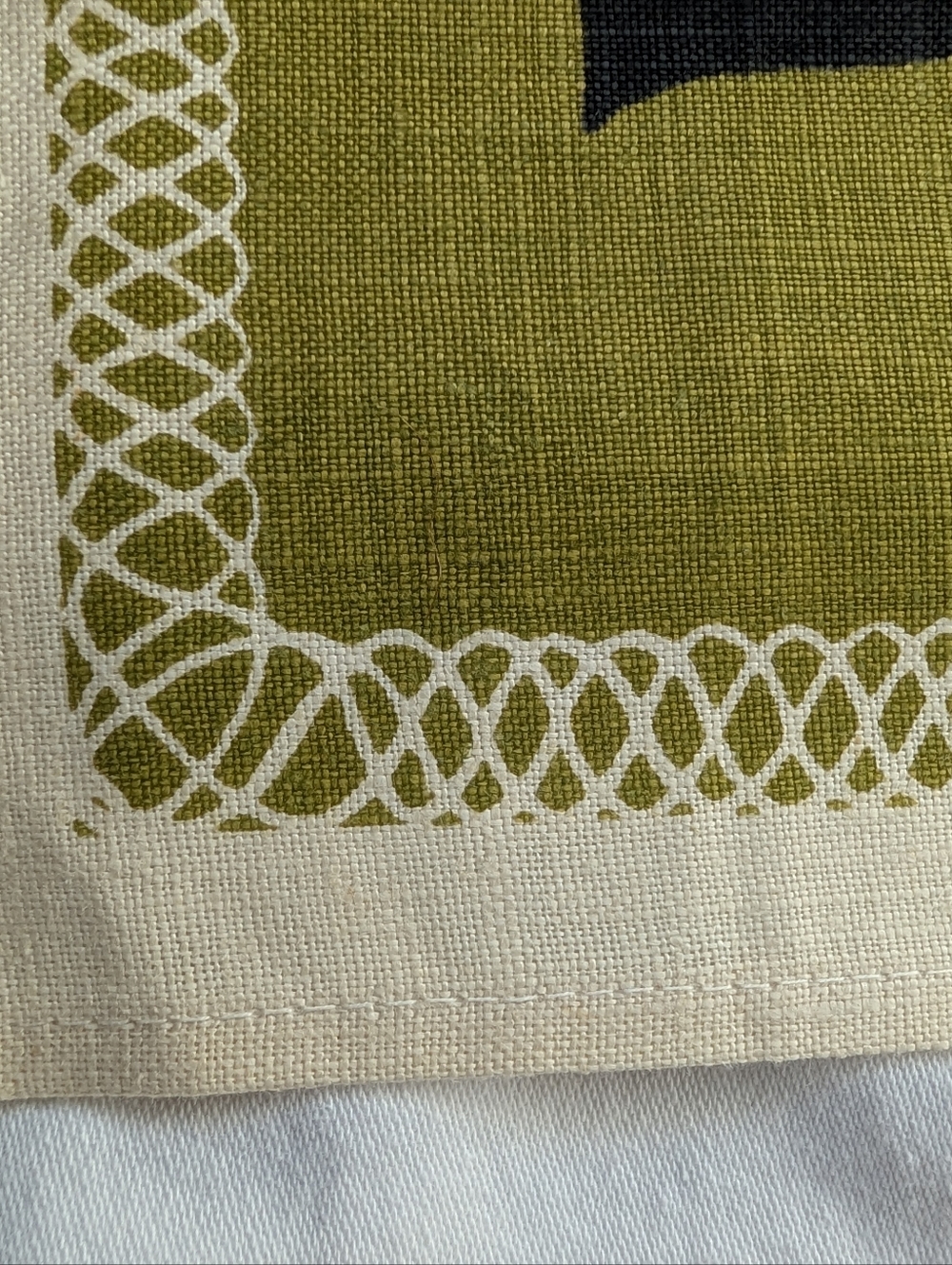 Vintage Prints Charming Vegetable Print Linen Dish Towel in Olive Green and Red - Picture 12 of 16